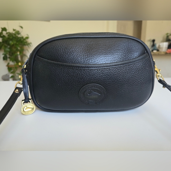 Dooney and Bourke awl leather camera crossbody Bag - Picture 11 of 14